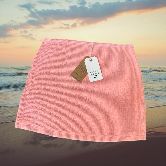 Billabong Peach Stretchy Summer Skirt / Swimsuit Coverup Size S, NWT - Picture 1 of 7